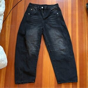 Women’s Black barrel Jeans